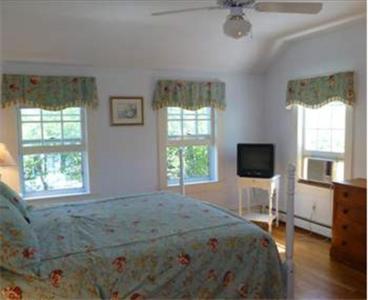 Inn Ashley